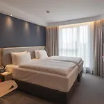 Express - - Dusseldorf By Ihg 3* 크레펠트