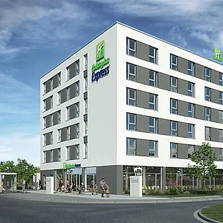 Express - - Dusseldorf By Ihg Отель 3*