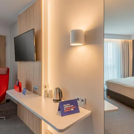 Hotel Express - - Dusseldorf By Ihg