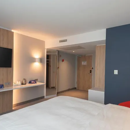 Express - - Dusseldorf By Ihg Krefeld