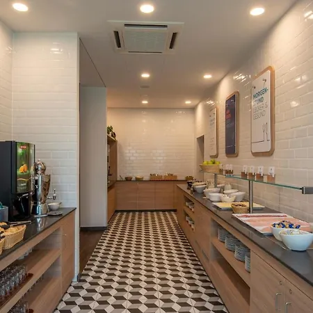 Hotel Express - - Dusseldorf By Ihg