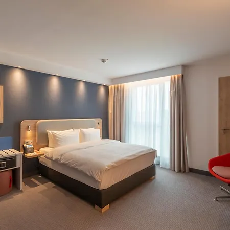 Express - - Dusseldorf By Ihg Otel