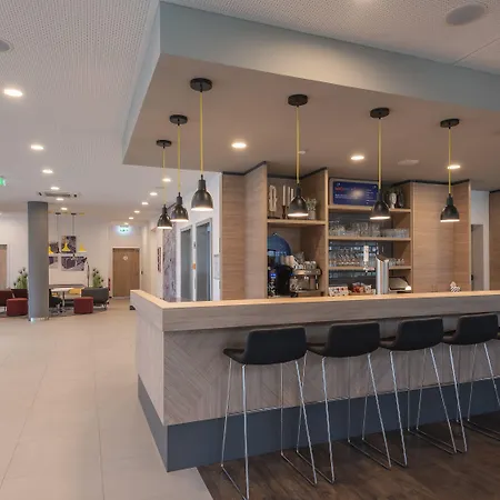 Express - - Dusseldorf By Ihg Отель Крефельд