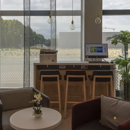 Hotel Express - - Dusseldorf By Ihg