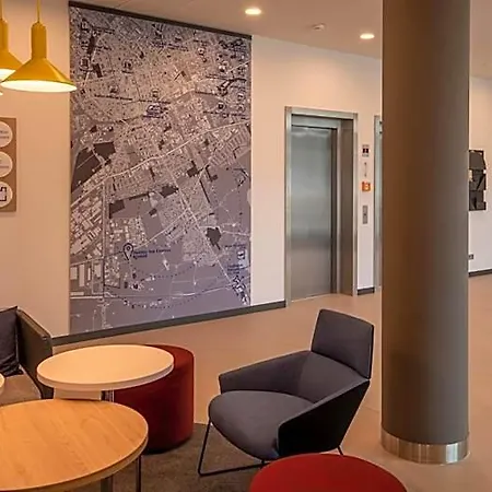 Szálloda Express - - Dusseldorf By Ihg