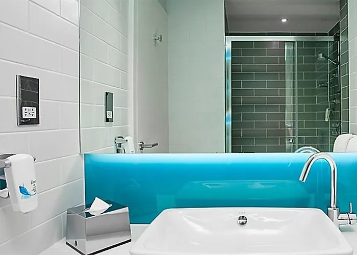 Express - - Dusseldorf By Ihg Hotel