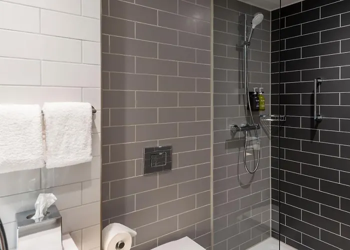 Express - - Dusseldorf By Ihg Hotel