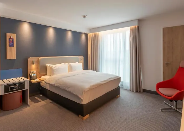 Express - - Dusseldorf By Ihg Hotel