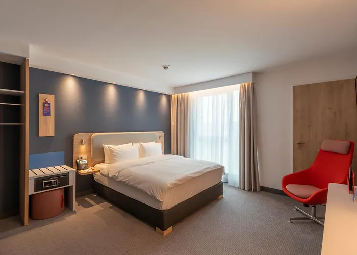 Express - - Dusseldorf By Ihg فندق