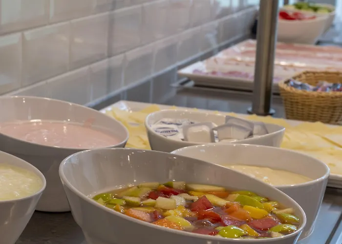 ホテル Express - - Dusseldorf By Ihg 3*